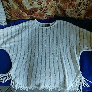 Short sleeve sweater